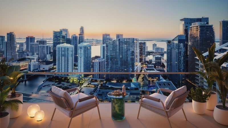 690 SW 1 Avenue # 3901, Miami FL 33130