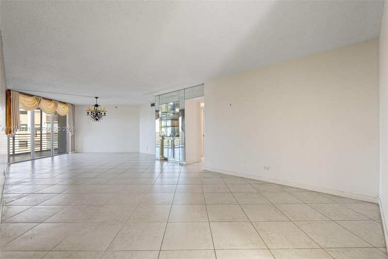 7200 Radice Ct # 709, Lauderhill FL 33319