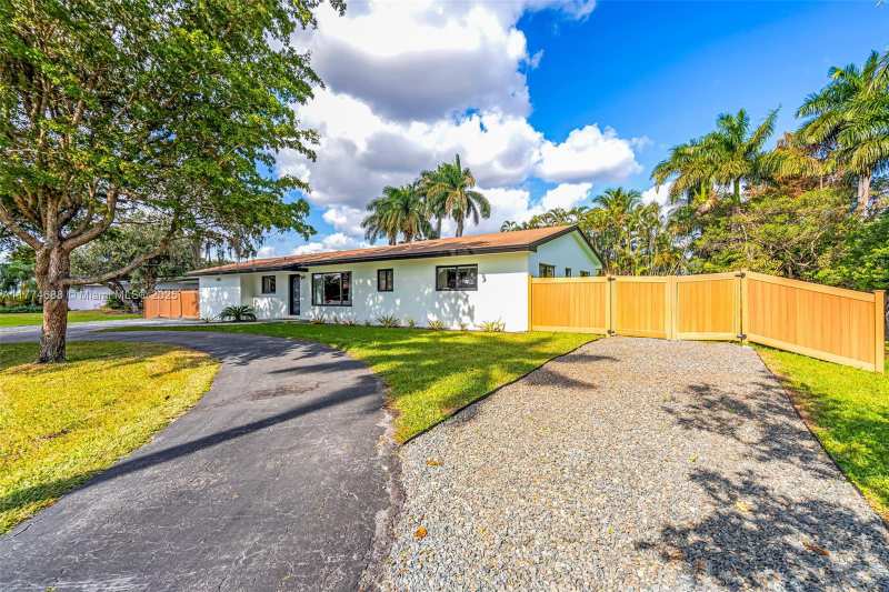 535 N Biscayne River Dr # 1, Miami FL 33169