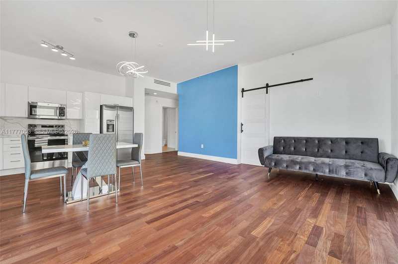 234 NE 3rd St # 2202, Miami FL 33132