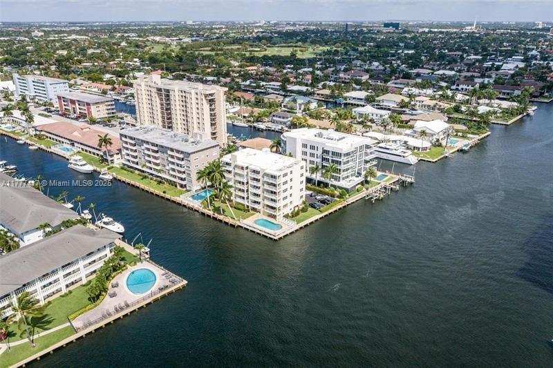 2881 NE 33rd Ct, Fort Lauderdale FL 33306