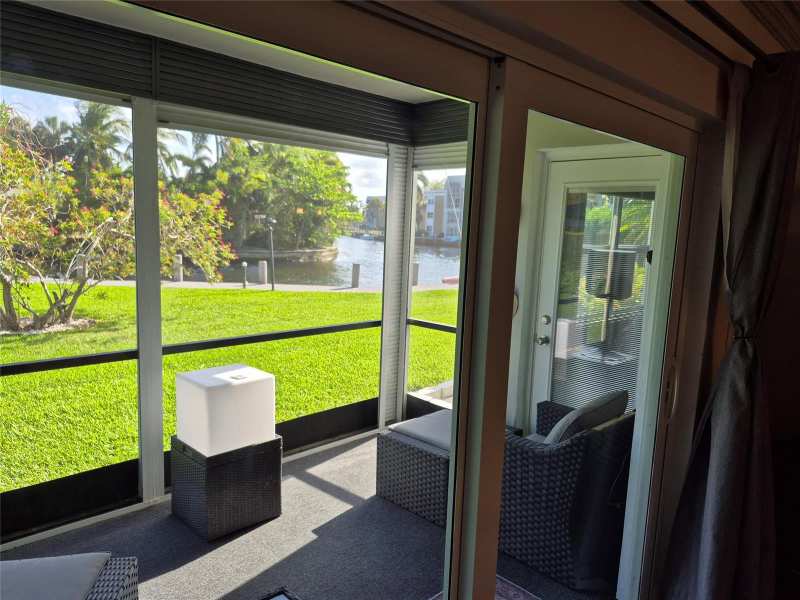 3010 NE 16 Avenue # 102, Oakland Park FL 33334