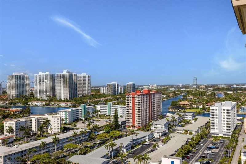 2080 S Ocean Dr, Hallandale Beach FL 33009