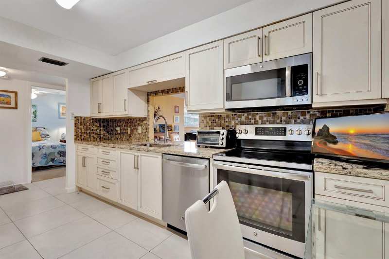 6461 NW 2nd Avenue # 512, Boca Raton FL 33487