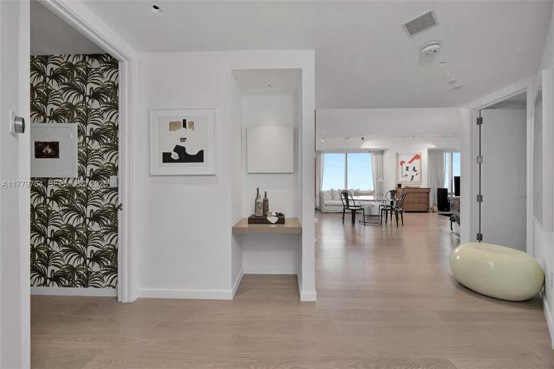 1425 Brickell Ave # 61E, Miami FL 33131