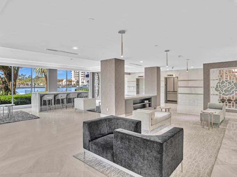 701 E Camino Real # 4e, Boca Raton FL 33432