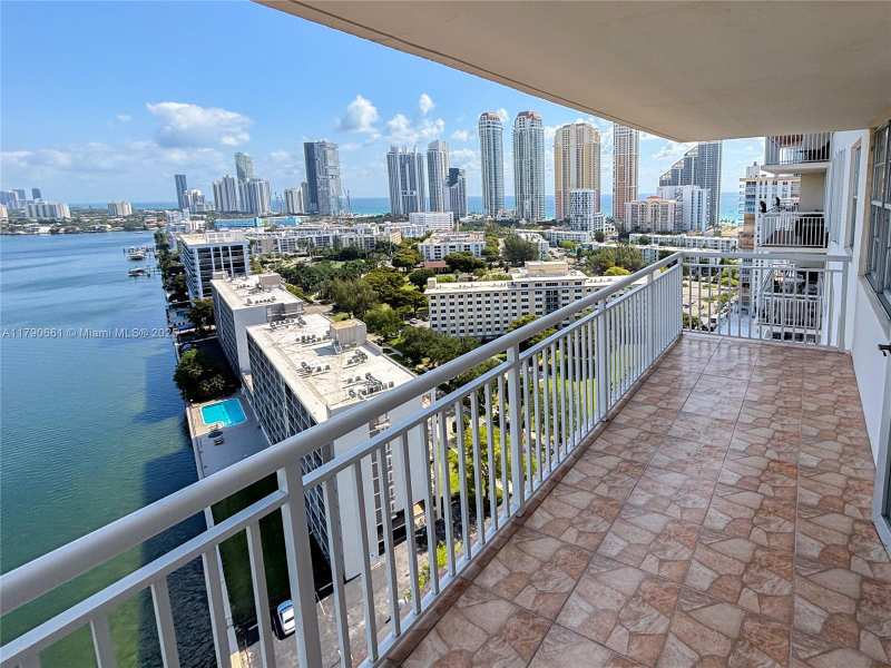 251 174th St # 2219, Sunny Isles Beach FL 33160