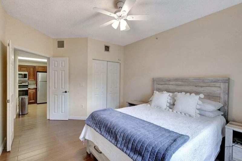 2728 Anzio Court # 105, Palm Beach Gardens FL 33410