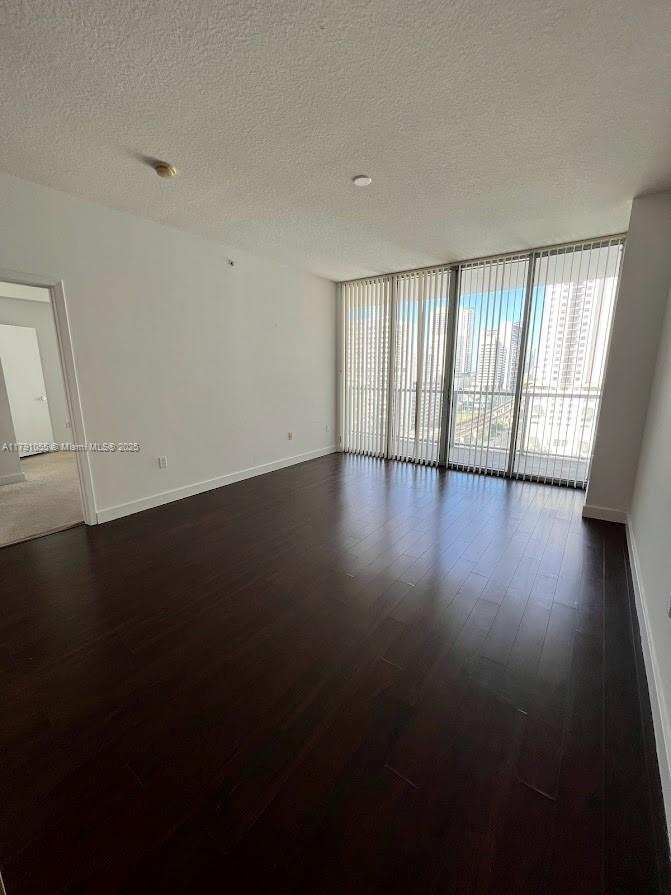 79 SW 12th St, Miami FL 33130