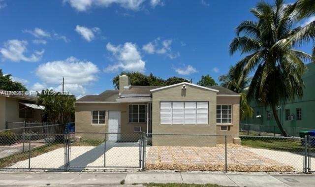 2139 SW 5th St, Miami FL 33135