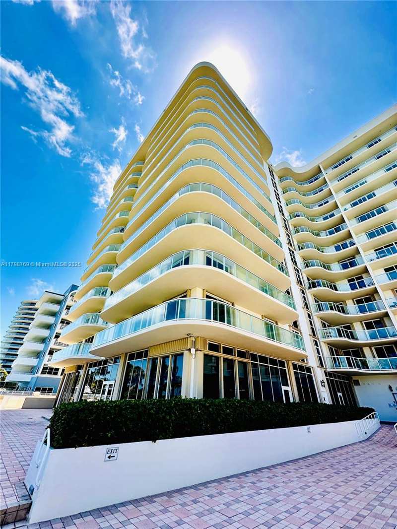 8855 Collins Ave # 7H, Surfside FL 33154