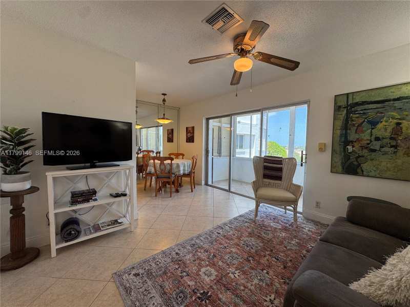 1700 Pierce St # 702, Hollywood FL 33020