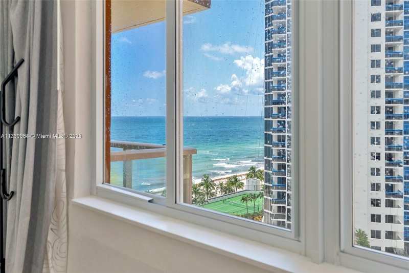 19201 Collins Ave # 1001, Sunny Isles Beach FL 33160
