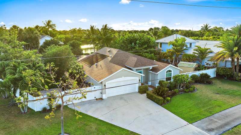 15129 Harriet Avenue, Jupiter FL 33458