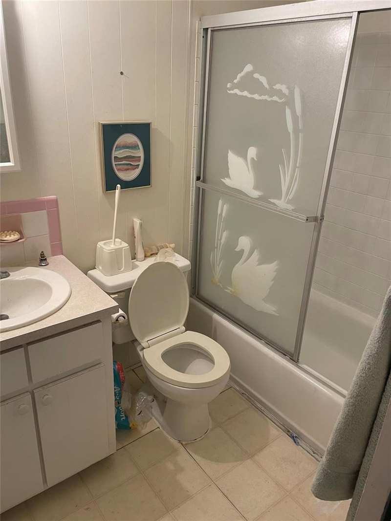 8581 SW 20th Place, Davie FL 33324