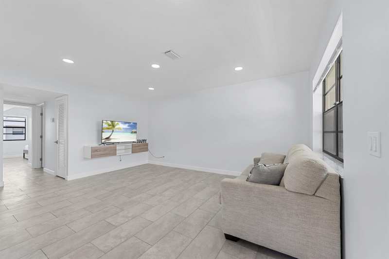 234 Capri E, Delray Beach FL 33484