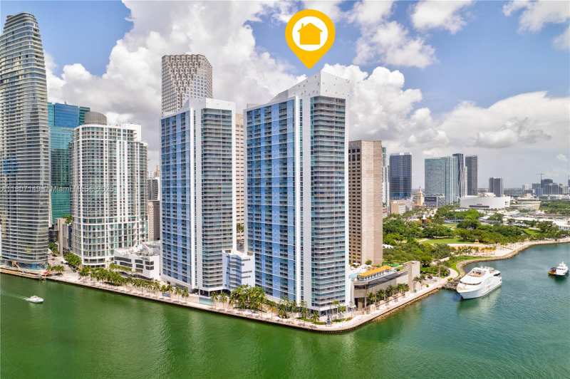 335 S Biscayne Blvd # 1006, Miami FL 33131