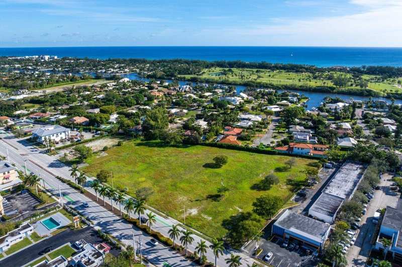 2419 N Federal Highway, Delray Beach FL 33483