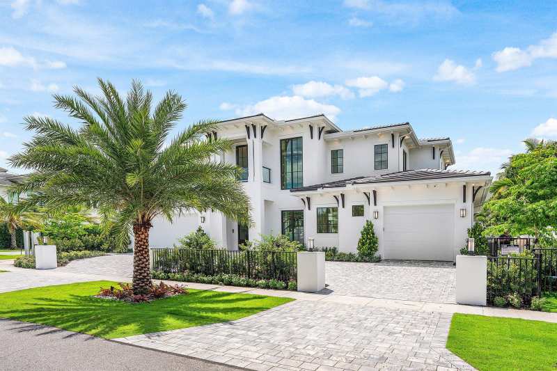 201 NE 4th Avenue, Boca Raton FL 33432