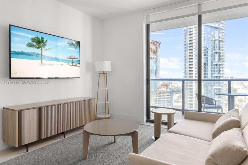 159 NE 6th St # 2901, Miami FL 33132