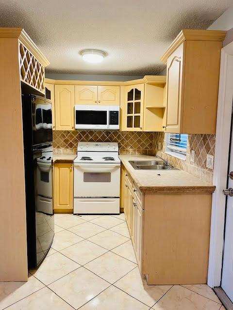 4491 NW 1st Terrace, Deerfield Beach FL 33064