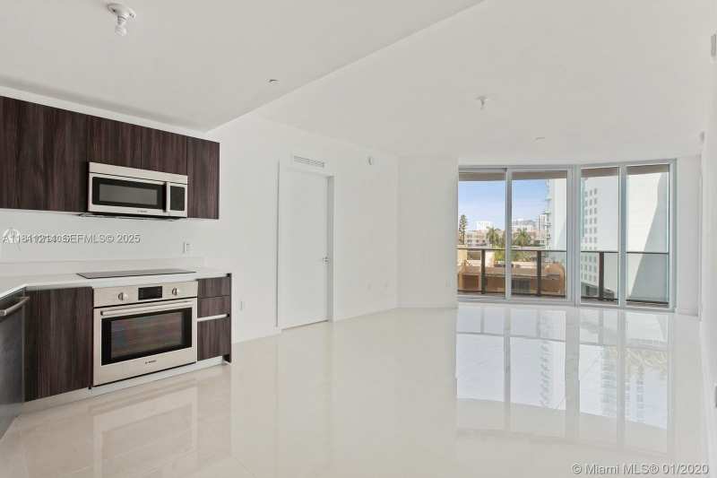 488 NE 18th St # 501, Miami FL 33132
