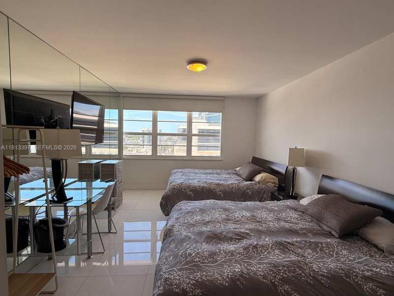 100 Lincoln Rd # 1214, Miami Beach FL 33139