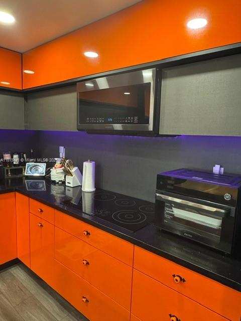 4550 NW 9th St # 520E, Miami FL 33126