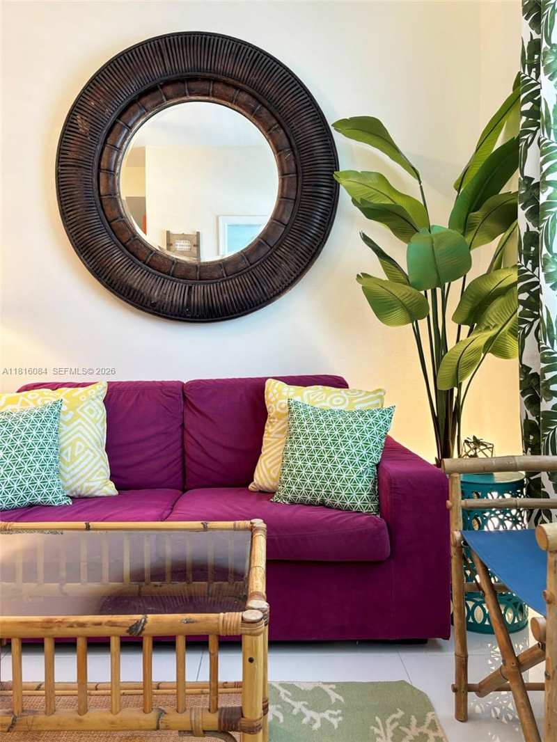 335 Ocean Dr # 114, Miami Beach FL 33139