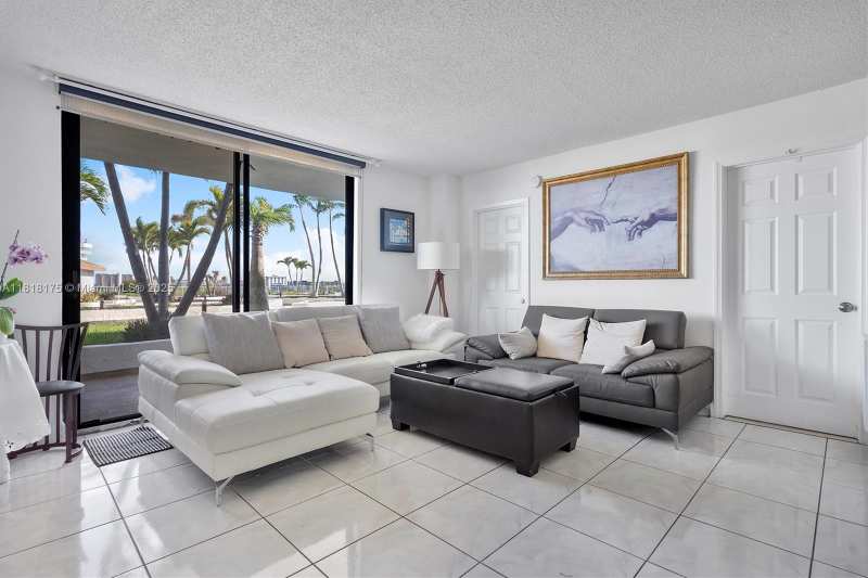 13499 Biscayne Blvd # 406, North Miami FL 33181