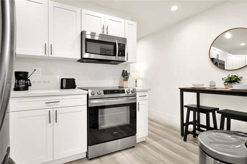 300 NW 82nd Ter, Miami FL 33150