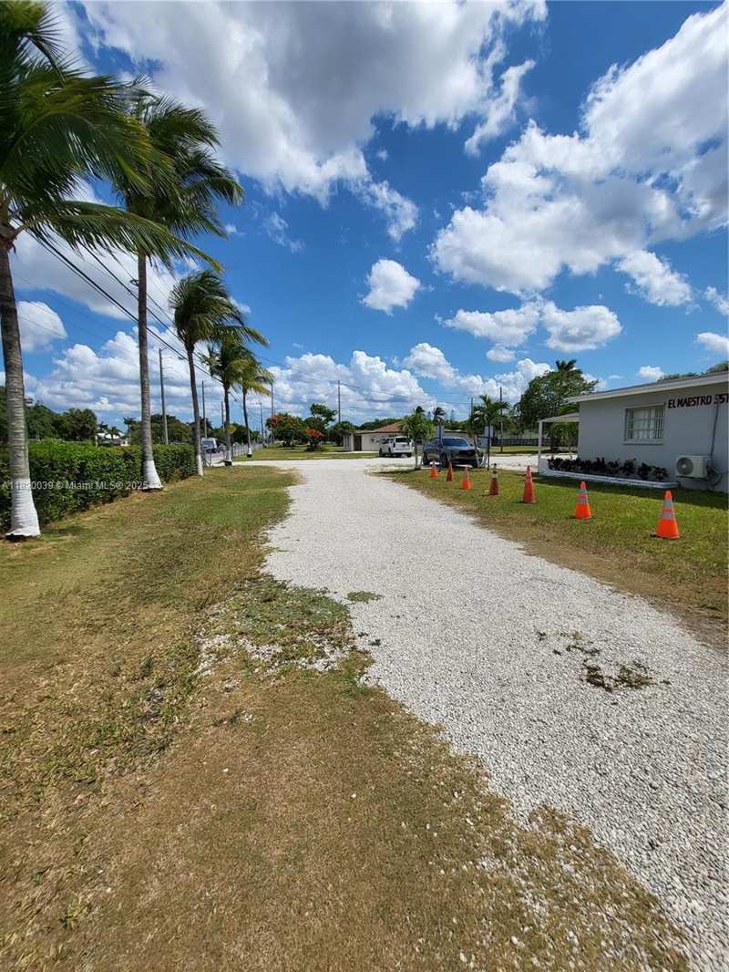MIAMI LAND & DEVELOPMENT