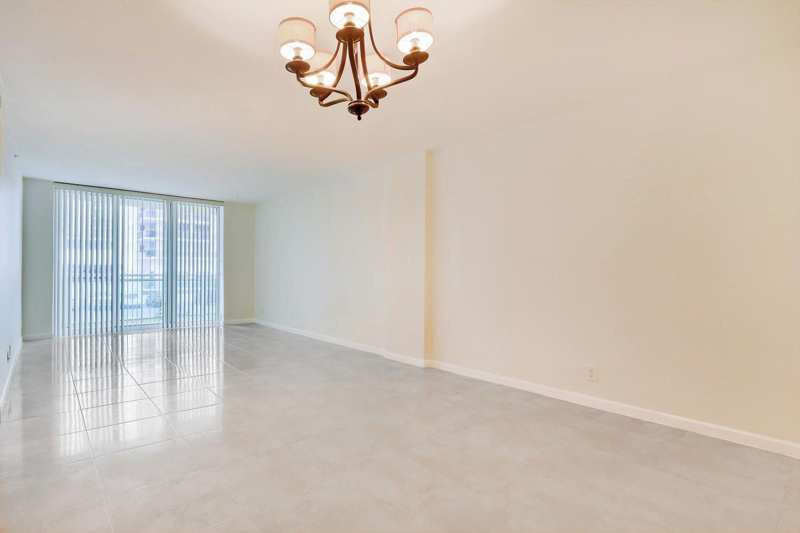 3001 S Ocean Drive # 201, Hollywood FL 33019