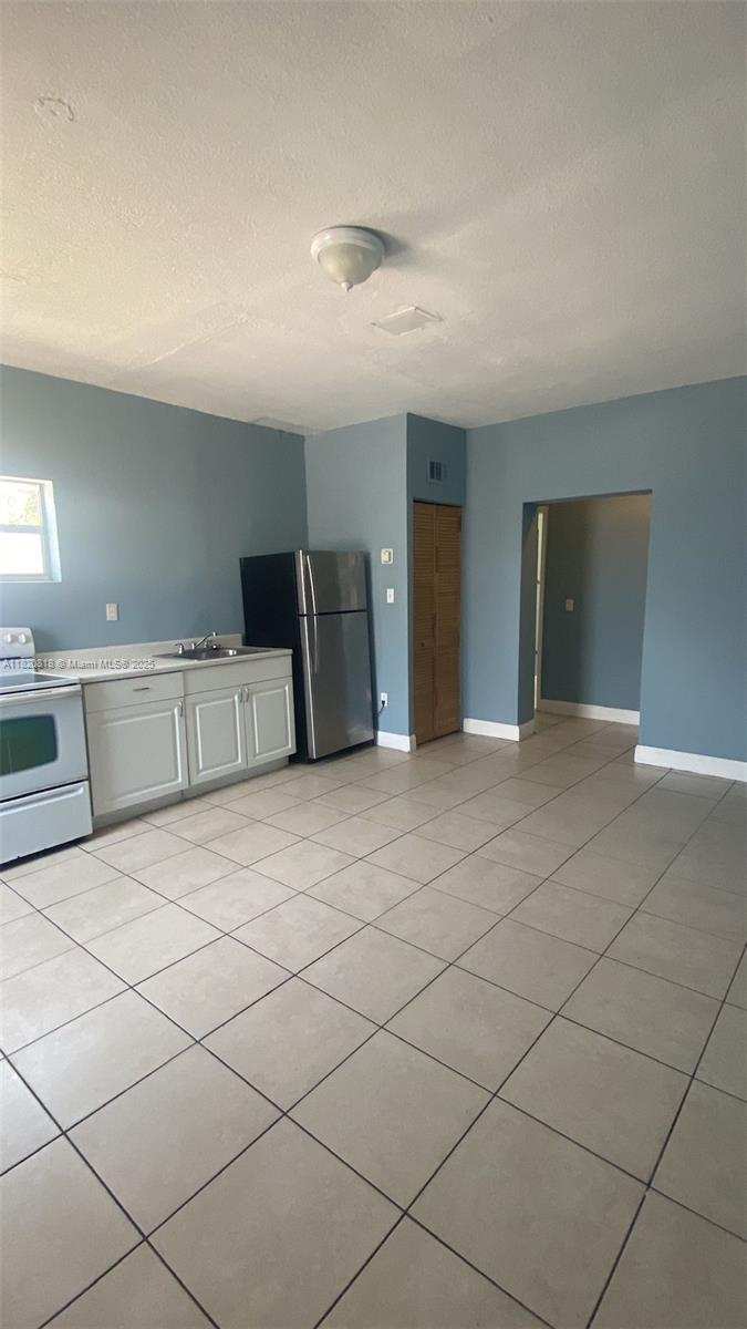 2014 Funston St, Hollywood FL 33020