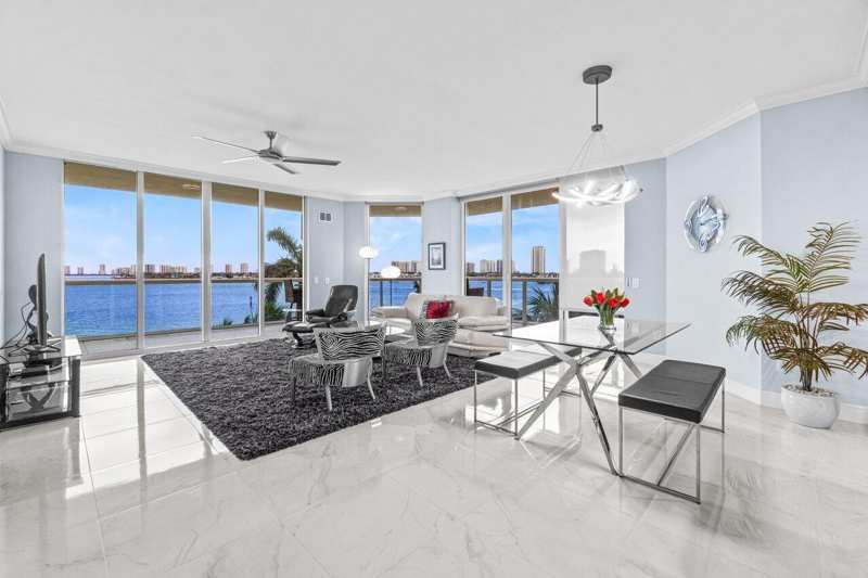 2650 Lake Shore Drive # 406, Riviera Beach FL 33404