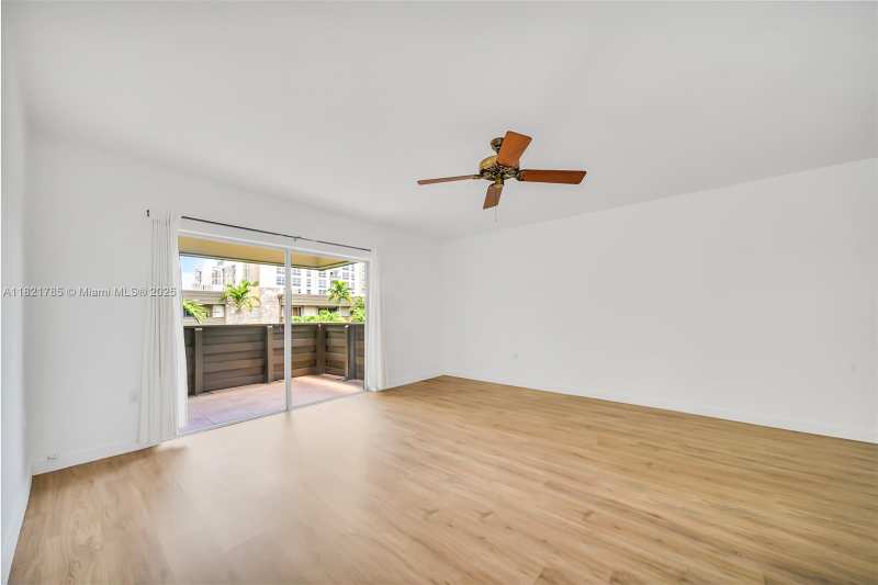 8335 SW 72nd Ave # 315D, Miami FL 33143