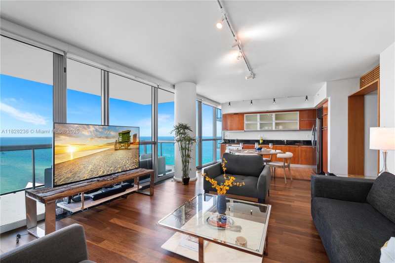 101 20th St # 3803, Miami Beach FL 33139