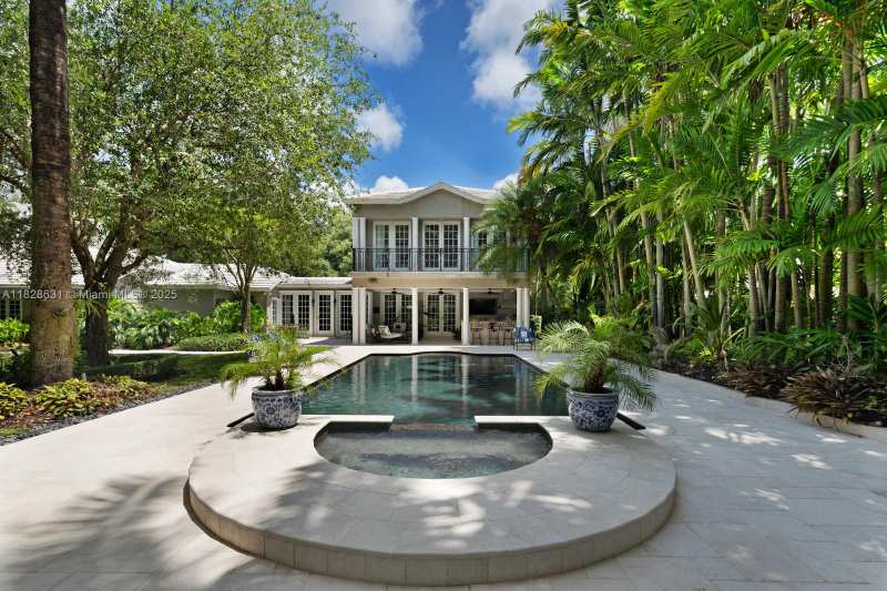 7360 SW 164th St, Palmetto Bay FL 33157