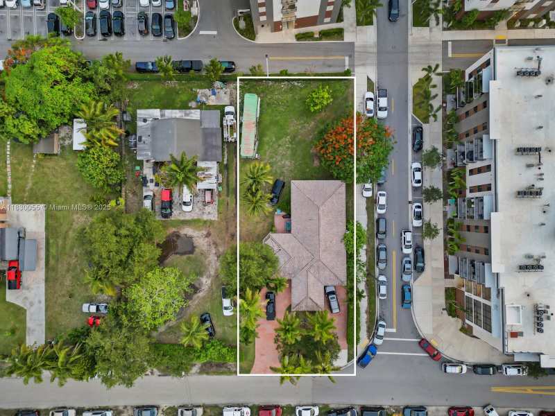14270 Henderson St, Homestead FL 33032