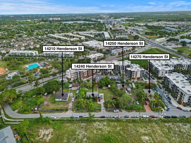 14270 Henderson St, Homestead FL 33032