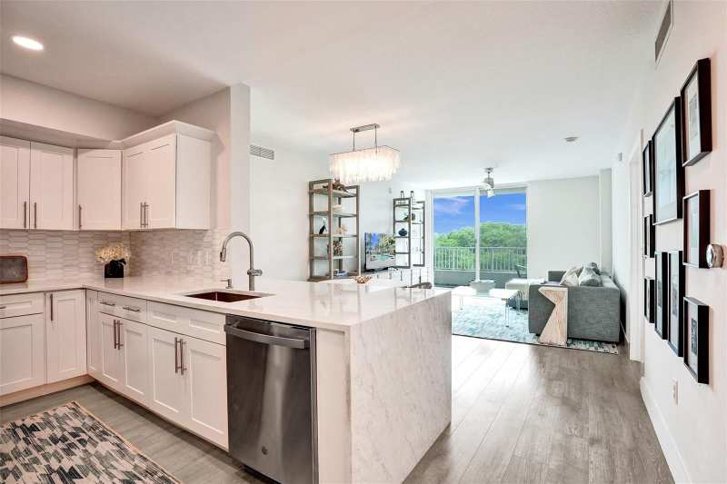 700 E Boynton Beach Boulevard # 406, Boynton Beach FL 33435