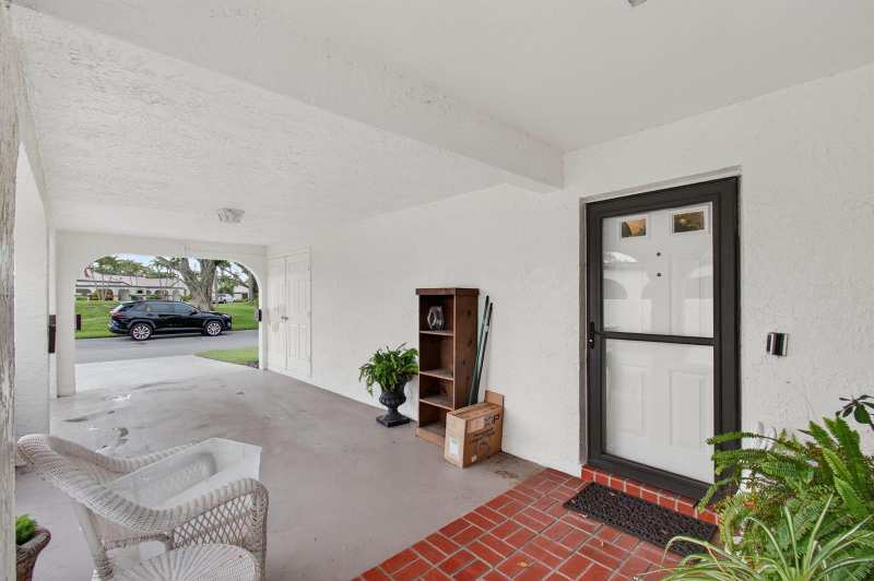 5707 Parkwalk Circle E, Boynton Beach FL 33472