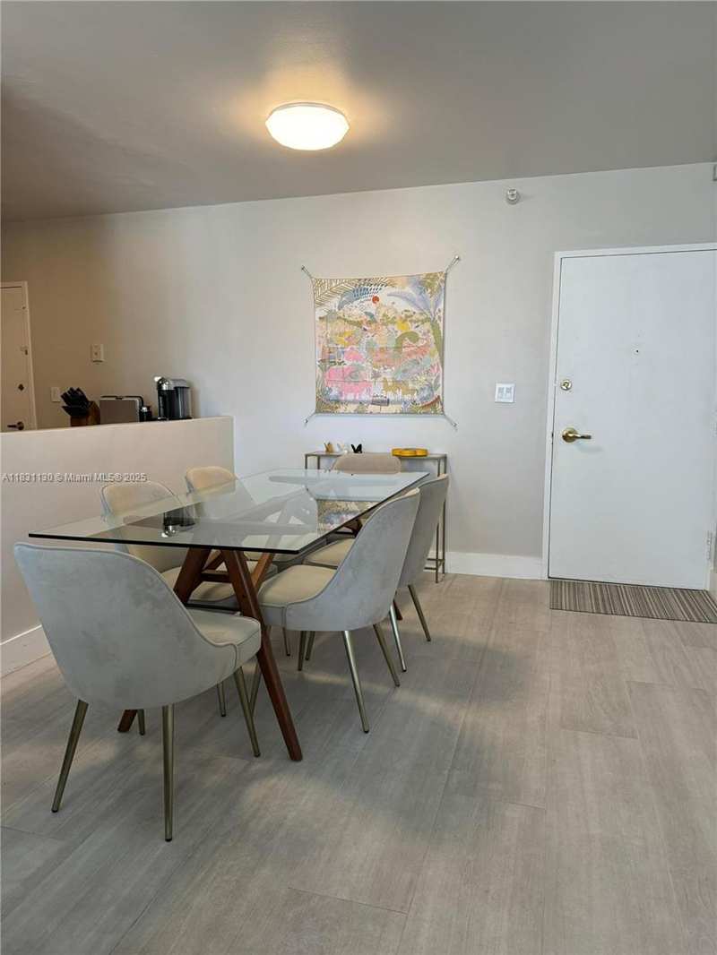5700 Collins Ave # 3C, Miami Beach FL 33140