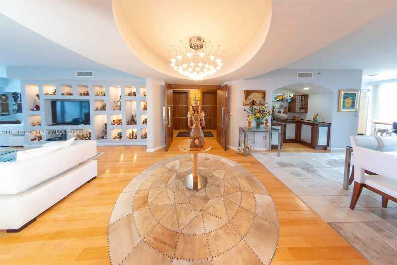 18911 Collins Ave # 2004, Sunny Isles Beach FL 33160