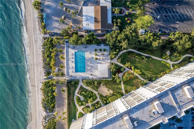 615 Ocean Dr # 6A, Key Biscayne FL 33149