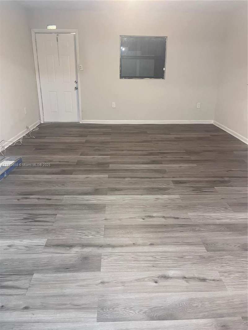 1927 NW 64 st, Miami FL 33147