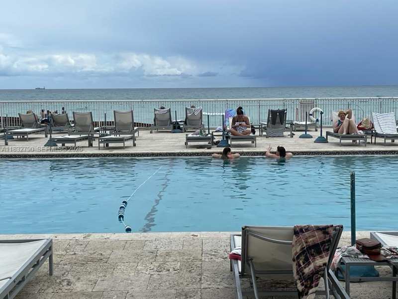 19201 Collins Ave # 717, Sunny Isles Beach FL 33160