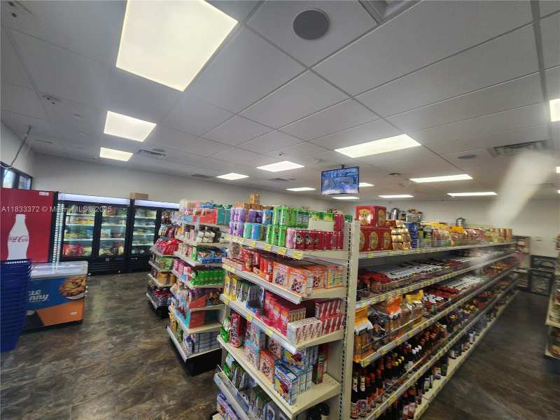4322 Hollywood Blvd, Hollywood FL 33021