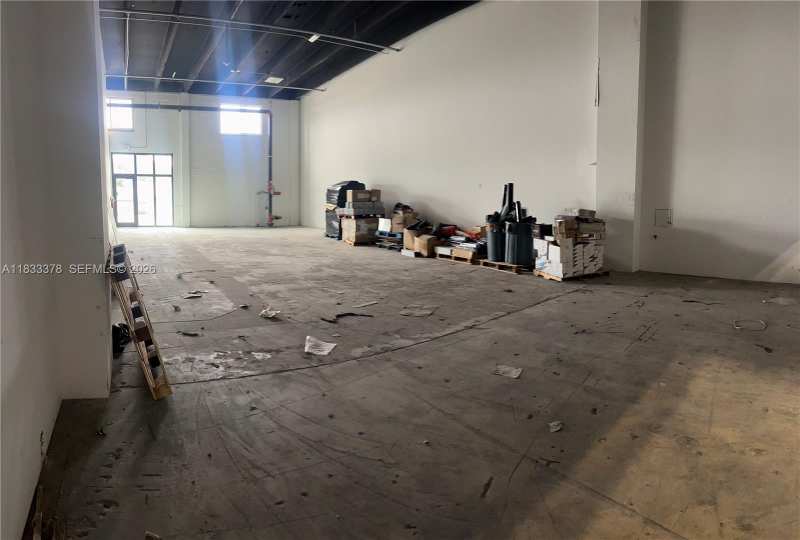 2300 W 8th Ave # 7, Hialeah FL 33010