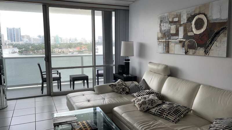 900 Bay Drive # 706, Miami Beach FL 33141